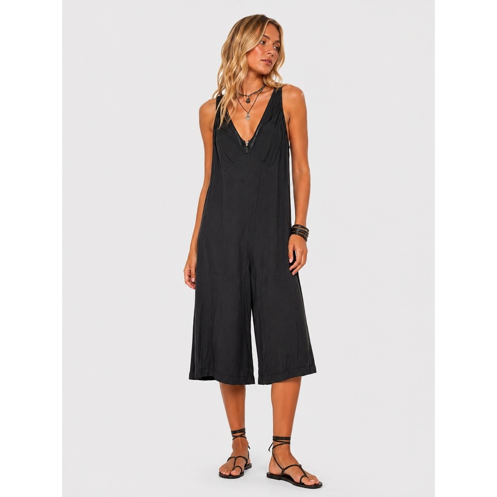 ModCloth Black Wide Leg Culotte Jumpsuit V-Neck Sleeveless Size S